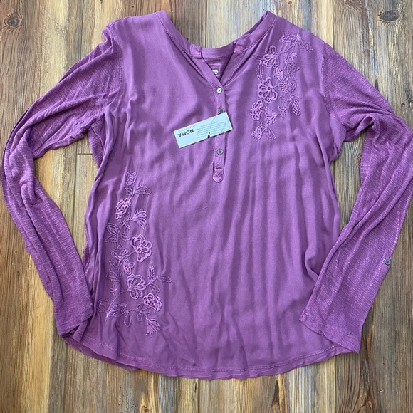 Sonoma Tops - NWT Sonoma size M
